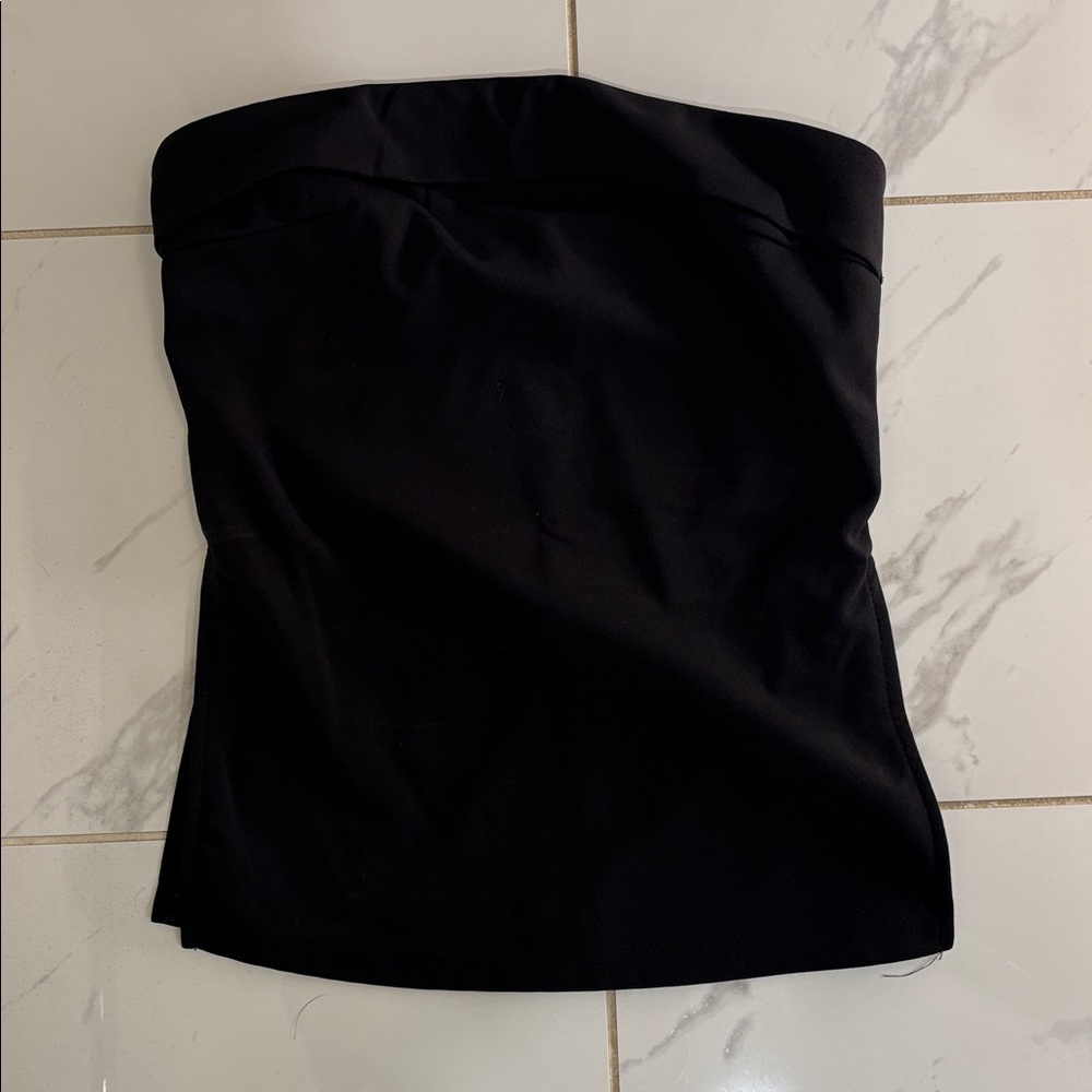 Elegant Black Strapless Top